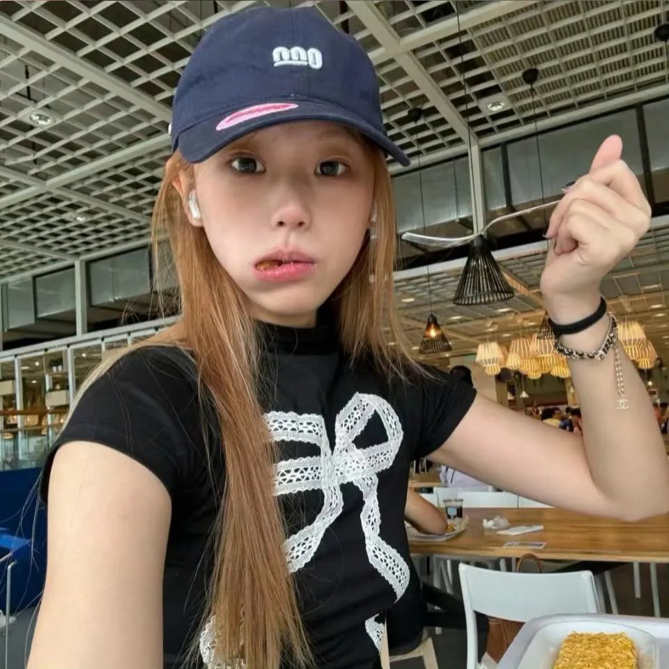 我、他们和拉拉